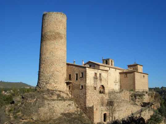 Conjunto medieval de Las Torres de Fals (Bages)
