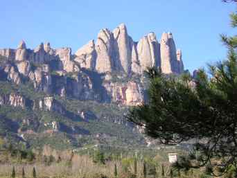 Otra "Vuelta", ahora a la montaña de Montserrat. Buen paisaje asegurado durante todo el trayecto.