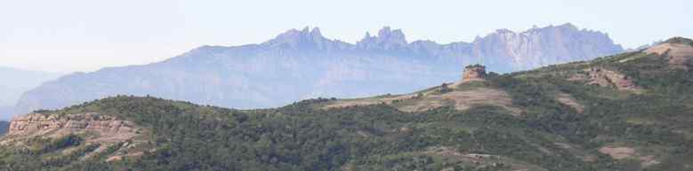Cuando voy a Montserrat veo el perfil de Sant Llorenç... cuando estoy en St. Llorenç siempre me gusta contemplar Montserrat. Son las montañas protagonistas de mi zona biker.