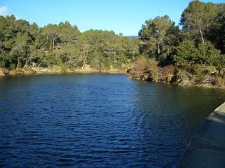 Quizás pueda resultar sorprendente que, muy próximo a Terrassa, tengamos un pequeño lago (bueno, en realidad es un pantano).