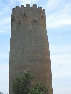 La torre de Vallferosa... contemplamos mil años de historia.